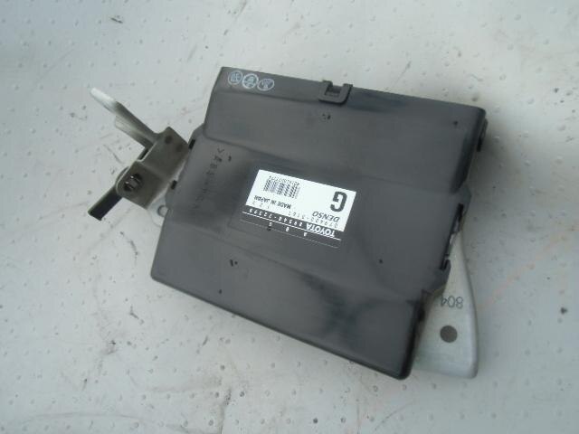 ABS Computer TOYOTA Mark II 2002 TA-GX110 8954022390