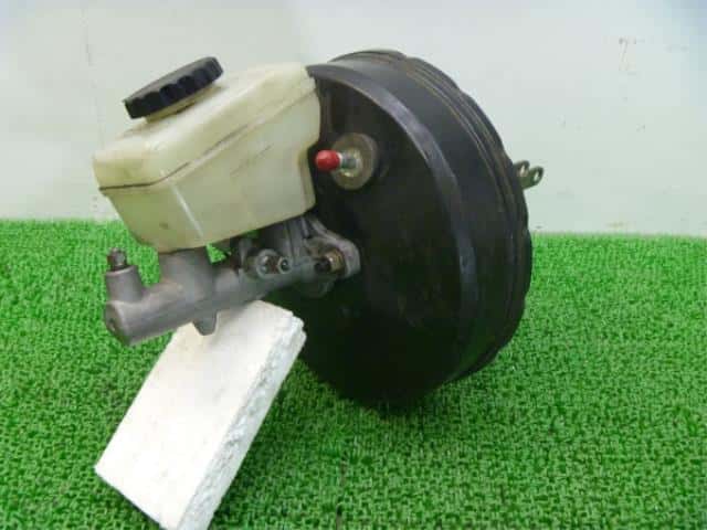 Brake Master Cylinder TOYOTA Mark II 2004 TA-GX110 472012A051