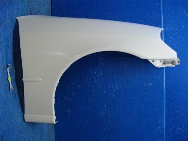Right Fender Panel TOYOTA Mark II 2000 TA-GX110