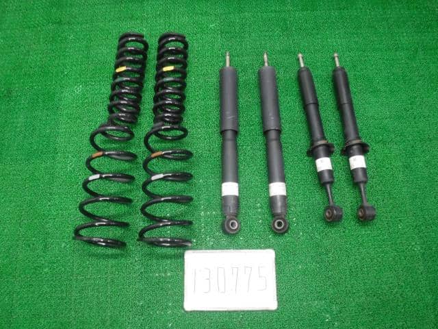 Front Right Strut Assembly TOYOTA Landcruiser prado 2015 CBA-TRJ150W