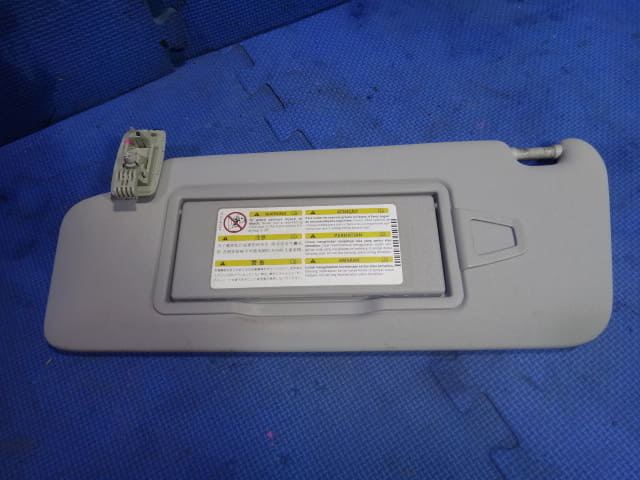 Mercedes-Benz W204 C200 Left Sun Visor [0199]