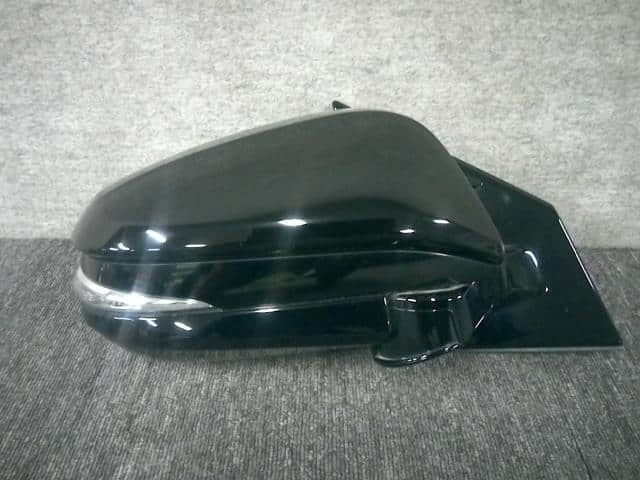 Right Side Mirror TOYOTA Harrier 2018 DAA-AVU65W 8791048A00