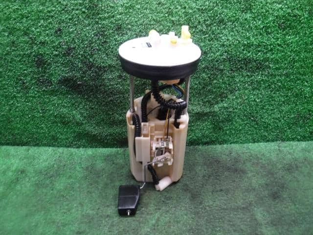 Fuel Pump HONDA Fit 2004 DBA-GD1 17040SAA000